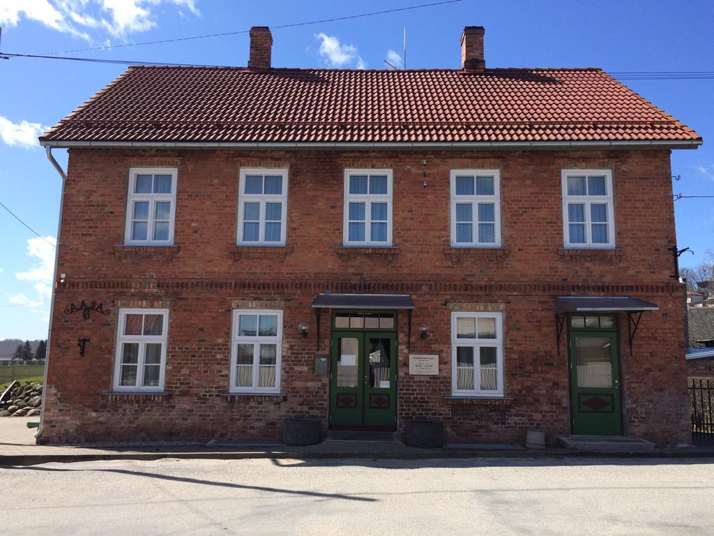 Aasa Kuelalistemaja Hotell Viljandi  Exteriör bild