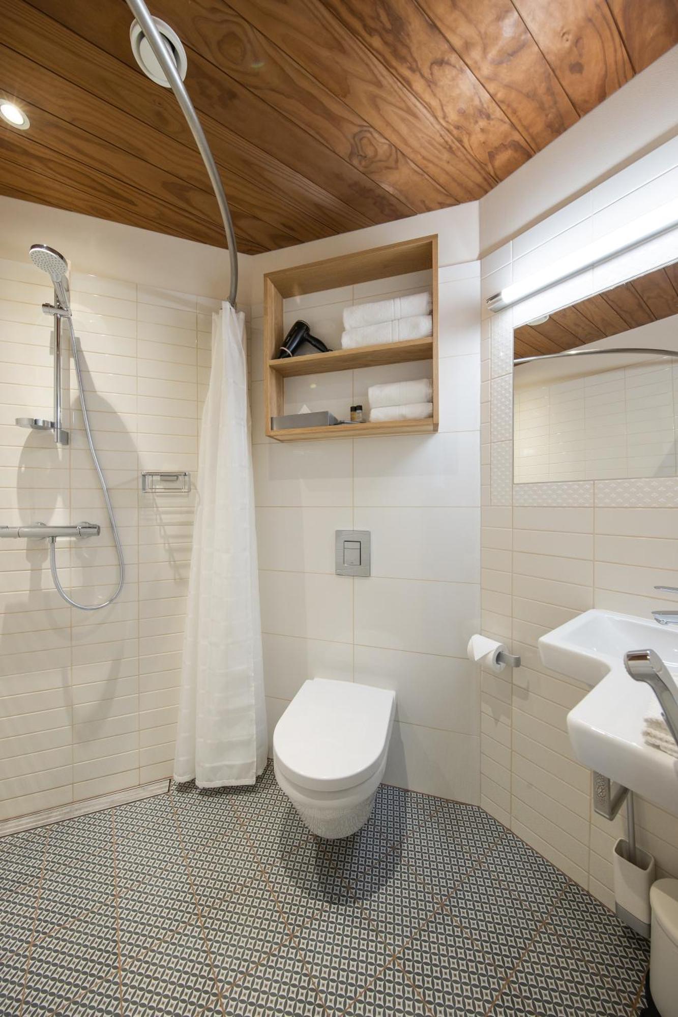Aasa Kuelalistemaja Hotell Viljandi  Rum bild
